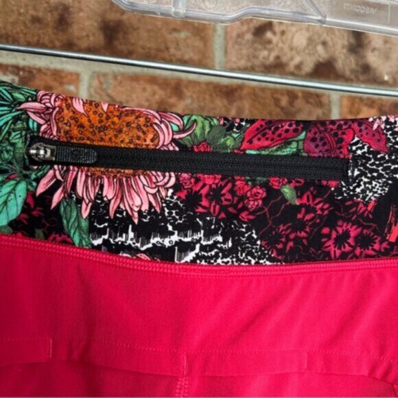 Lululemon Speed Up Short *2.5" Fuchsia Pink / Zen Garden Multi - Picture 8 of 9